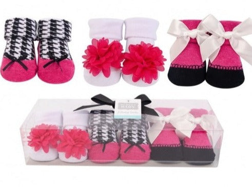 Hudson Baby 3 Piece Fuchsia Bootie Set